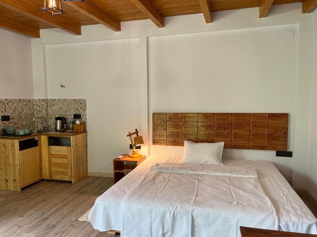 Green Stone Boutique Hotel Yeghegnadzor 외부 사진